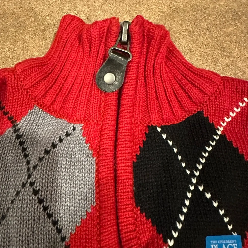 Red Argyle Half-Zip Sweater - new